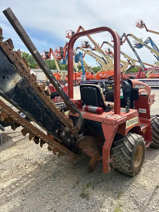 2018 Ditch Witch RT45 Trencher
