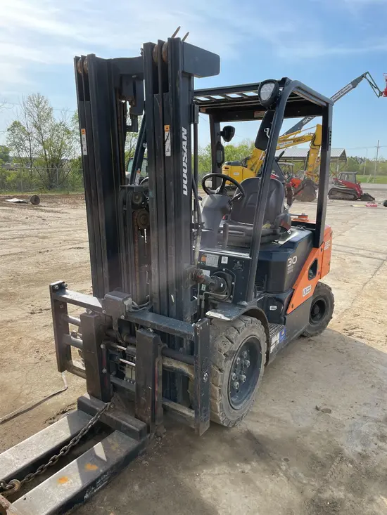 2020 Doosan G30E-7DF Forklift