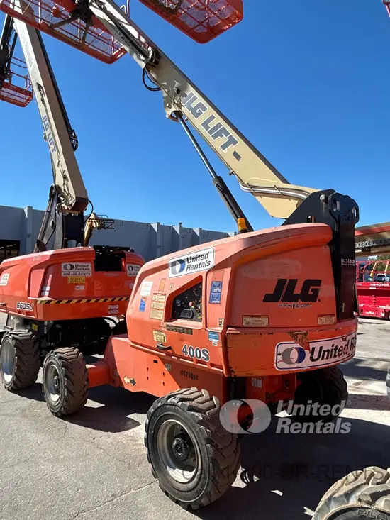 2017 JLG 400S Boom Lift