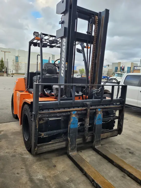 2020 Doosan D90S-7 Warehouse Forklift