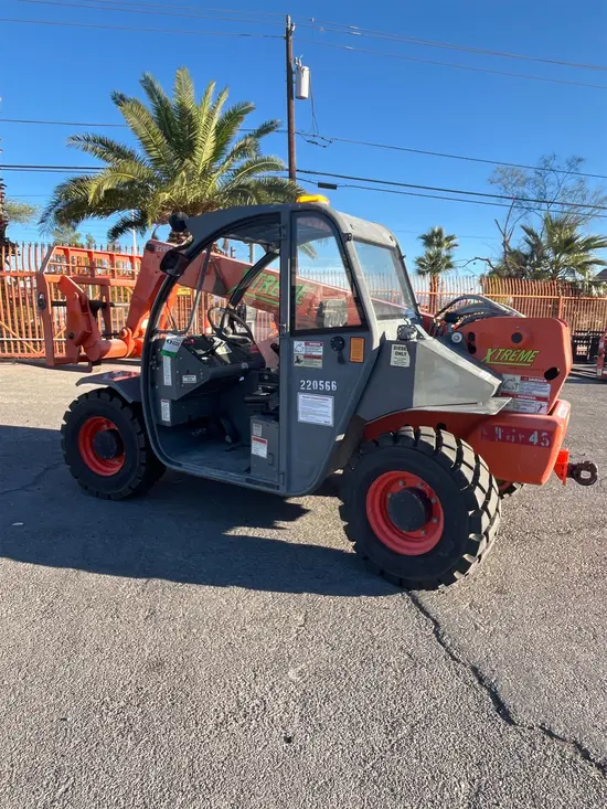 2018 XTREME XR5919 Forklift