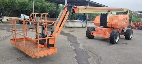 2016 JLG 800AJ Articulating Boom Lift