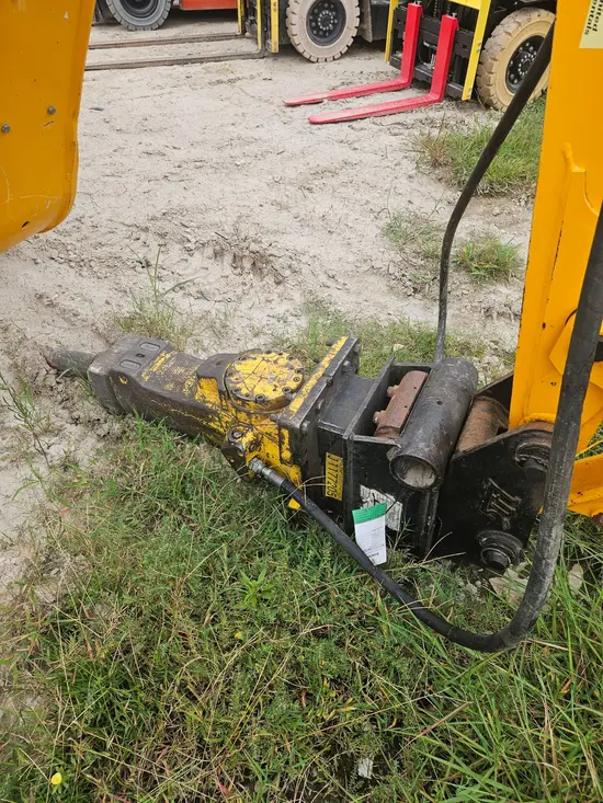 2021 Epiroc SB 452 Attachment