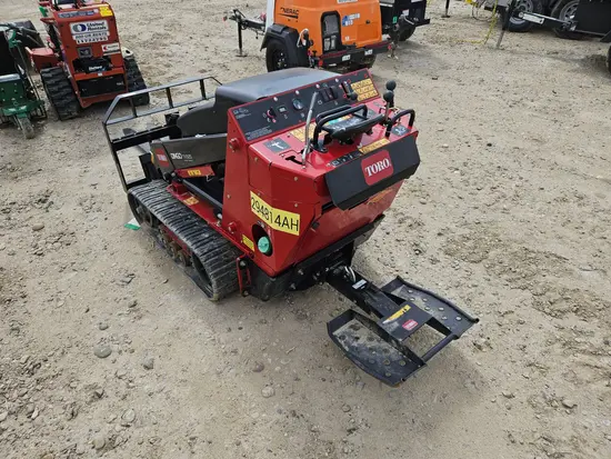 2022 Toro TX525 Track Loader