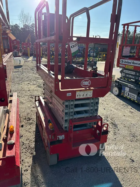 2019 MEC MICRO 19 Scissor Lift