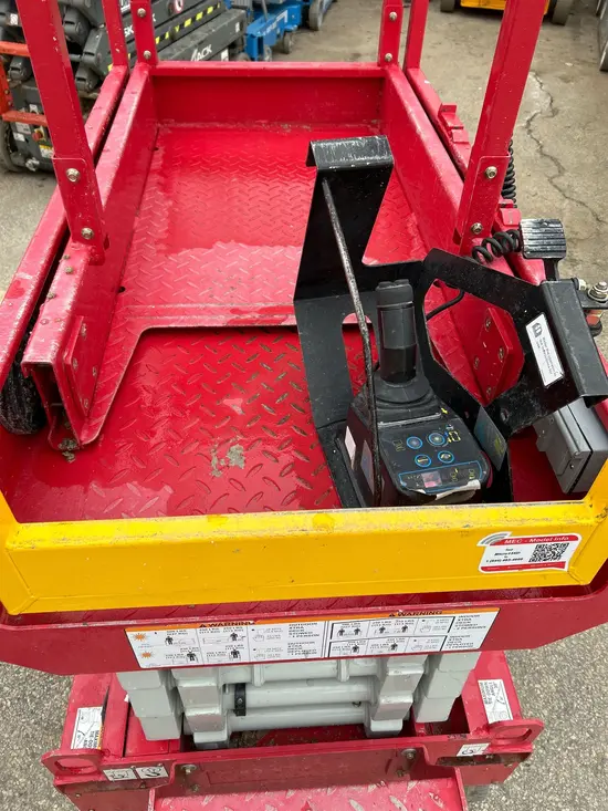 2021 MEC MICRO 13-XD Scissor Lift