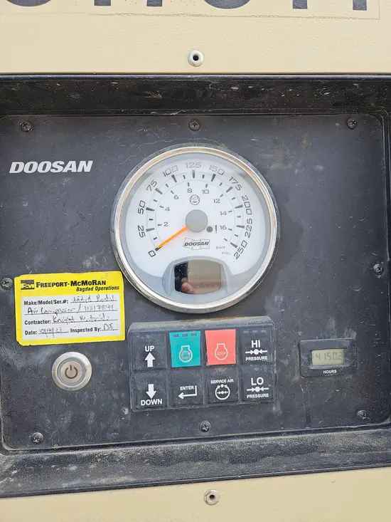 2021 Doosan P425/HP375WCUT4 Air Compressor