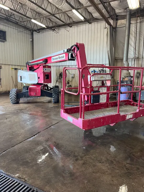 2016 MEC 60JD Boom Lift