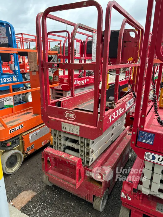 2018 MEC 1330SE Scissor Lift