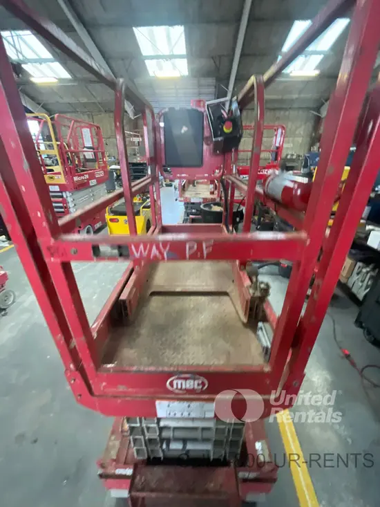 2019 MEC MICRO 19 Scissor Lift