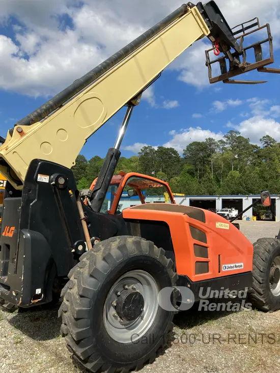 2018 JLG 1043 Forklift