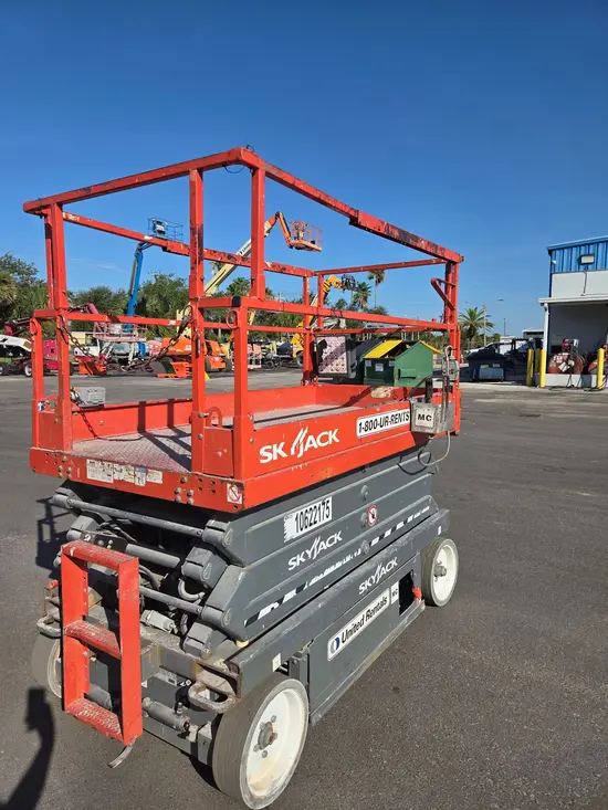 2017 Skyjack SJIII4626 Scissor Lift