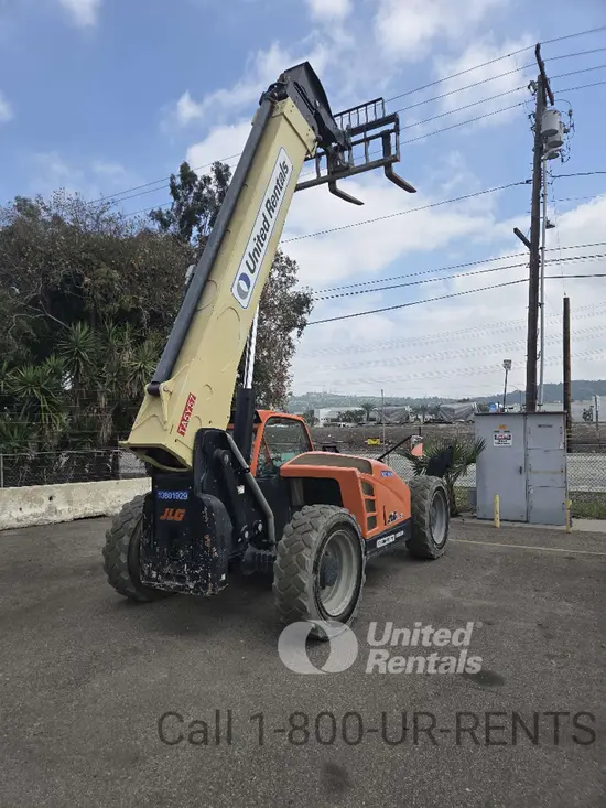 2018 JLG 1055 Forklift