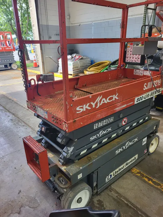 2018 Skyjack SJIII3219 Scissor Lift