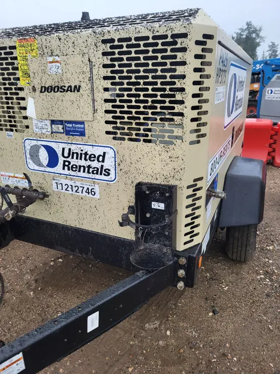2021 Doosan P425/HP375WCUT4 Air Compressor