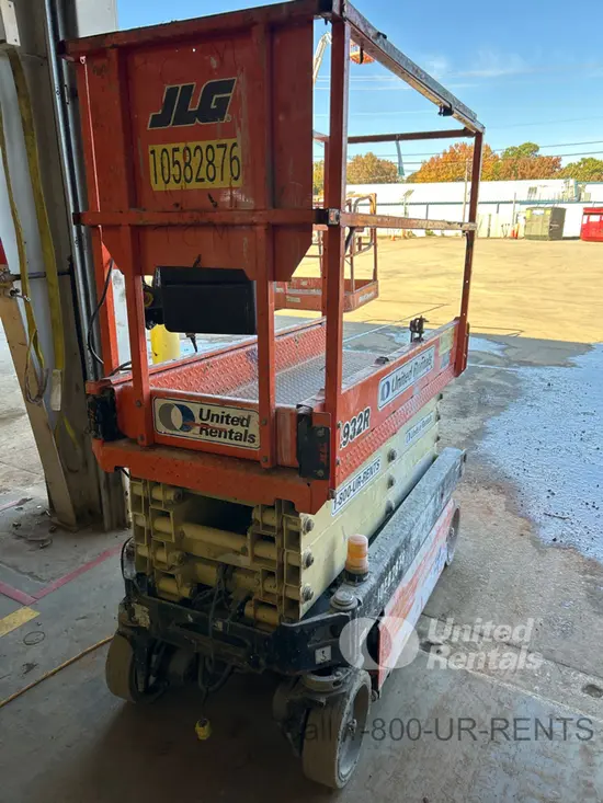 2017 JLG 1932R Scissor Lift