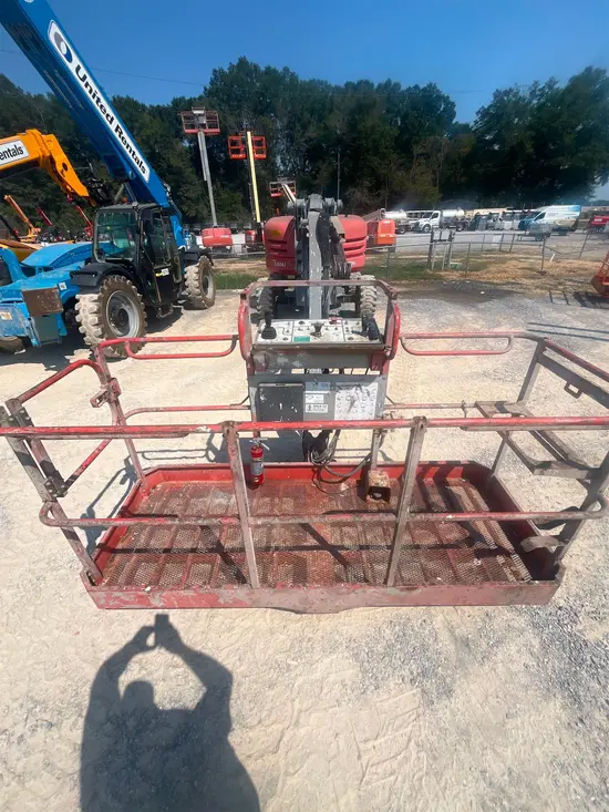 2017 Skyjack SJ63AJ Articulating Boom Lift