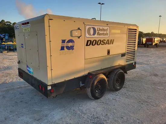 2017 Doosan XP825/HP750WCU Air Compressor
