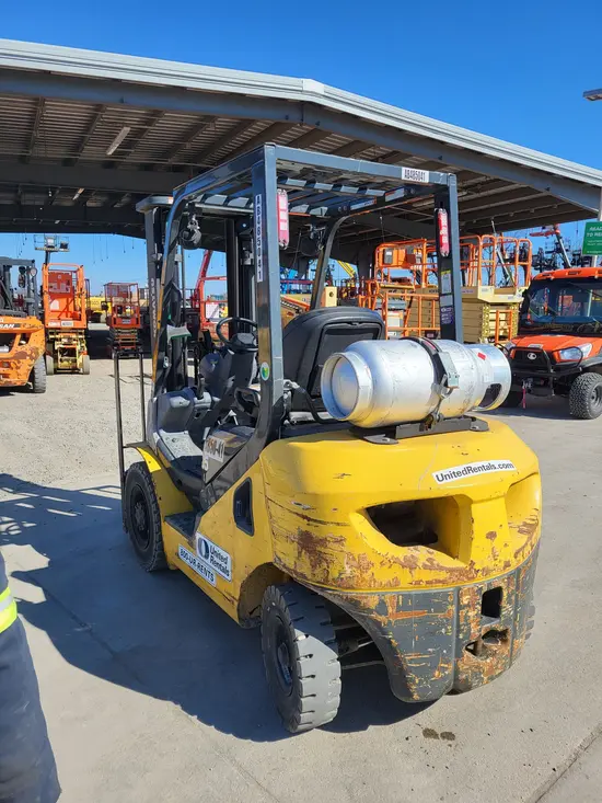 2019 Komatsu FG25T-16 Warehouse Forklift