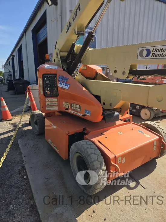 2015 JLG E400AN Articulating Boom Lift
