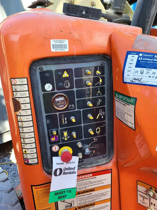 2015 JLG E450AJ Articulating Boom Lift
