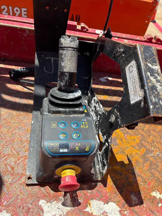 2018 MEC MICRO 19 Scissor Lift