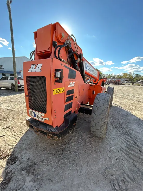 2017 SKYTRAK 6042 Forklift