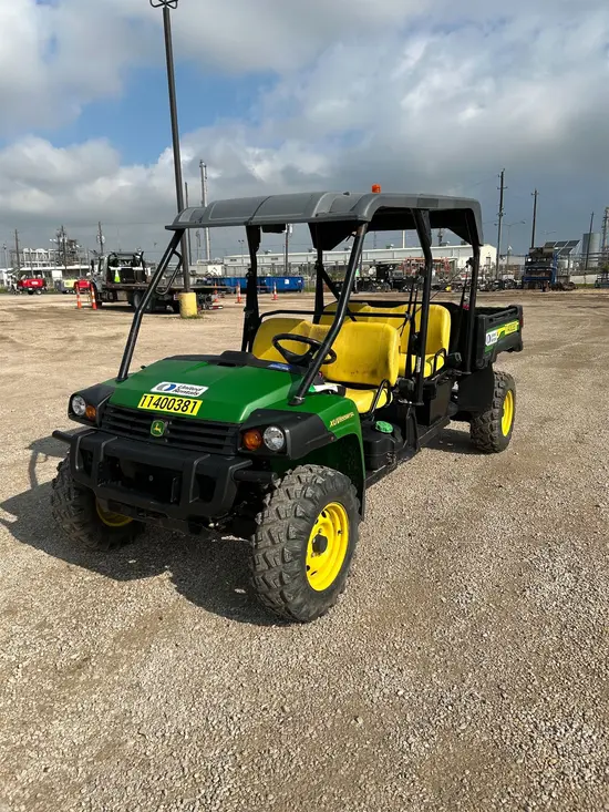 2022 John Deere XUV855M S4 Utility Vehicle