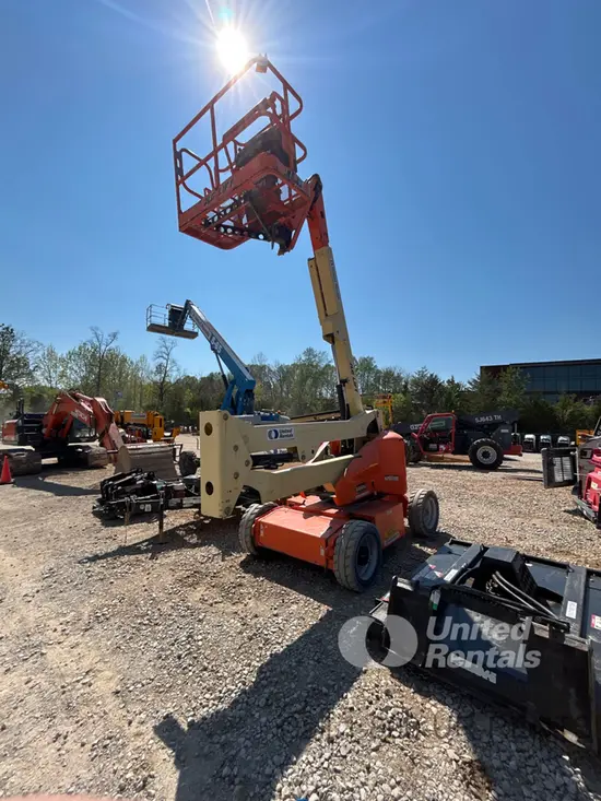 2017 JLG E450AJ Articulating Boom Lift