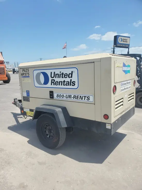2018 Doosan P425/HP375WCUT4 Air Compressor