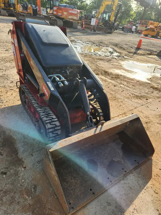 2019 Toro TX427 Track Loader