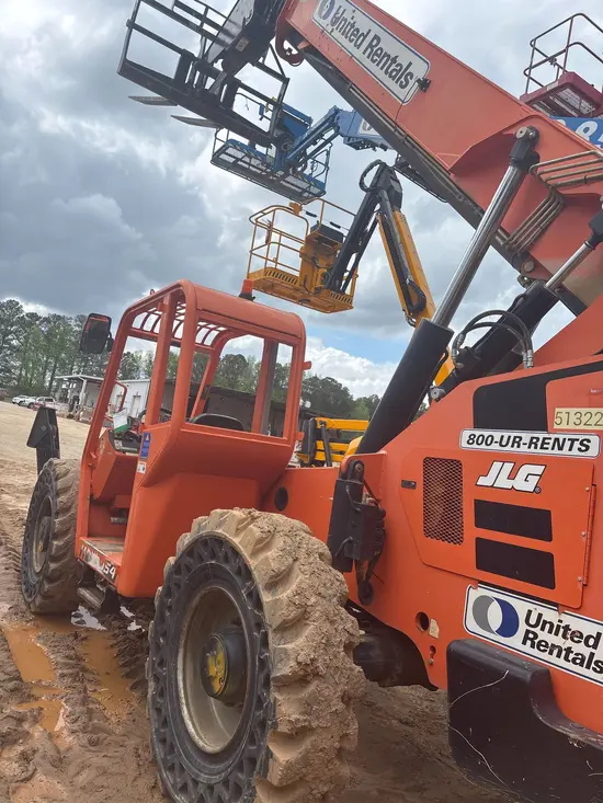 2017 SKYTRAK 10054 Forklift