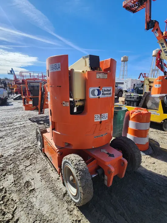 2017 JLG E300AJP Articulating Boom Lift
