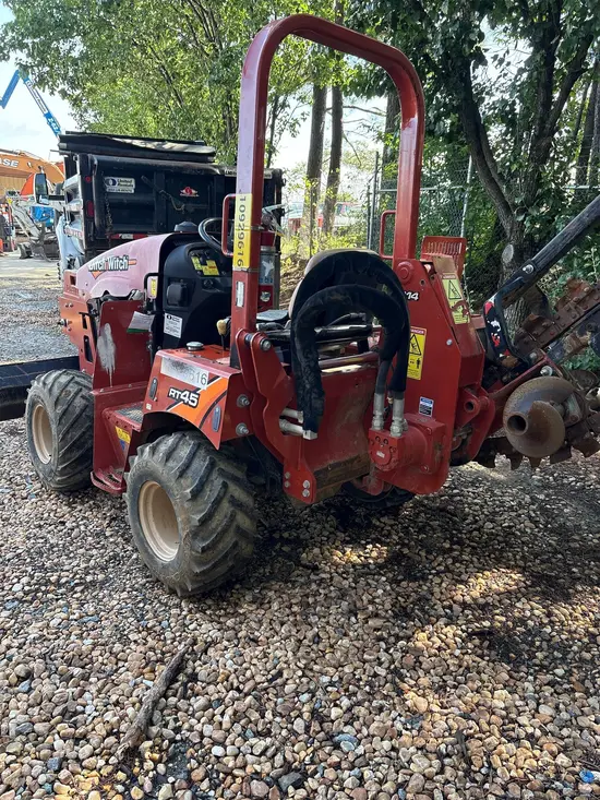 2019 Ditch Witch RT45 Trencher