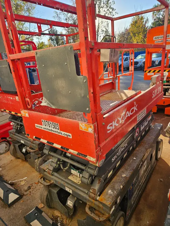2018 Skyjack SJIII3219 Scissor Lift