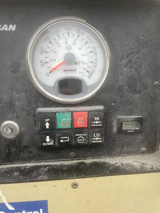 2021 Doosan P425/HP375WCUT4 Air Compressor