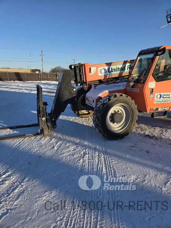 2018 SKYTRAK 6042 Forklift