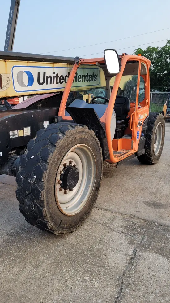 2016 JLG 642 Forklift