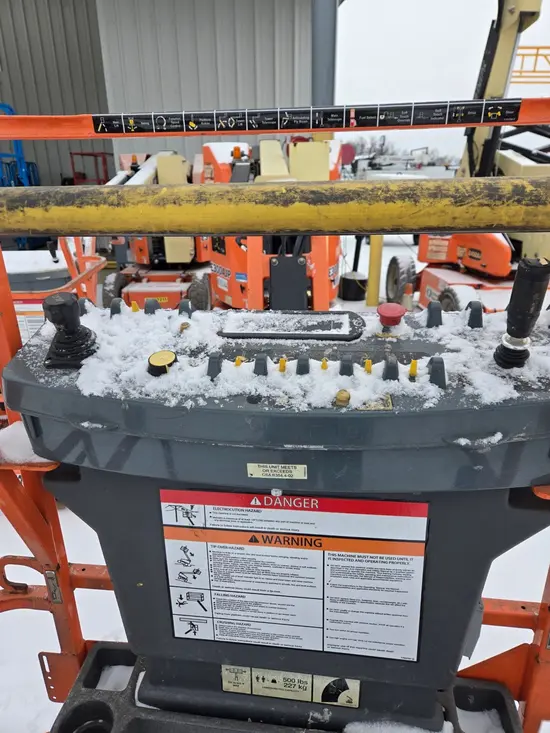2017 JLG E300AJP Articulating Boom Lift