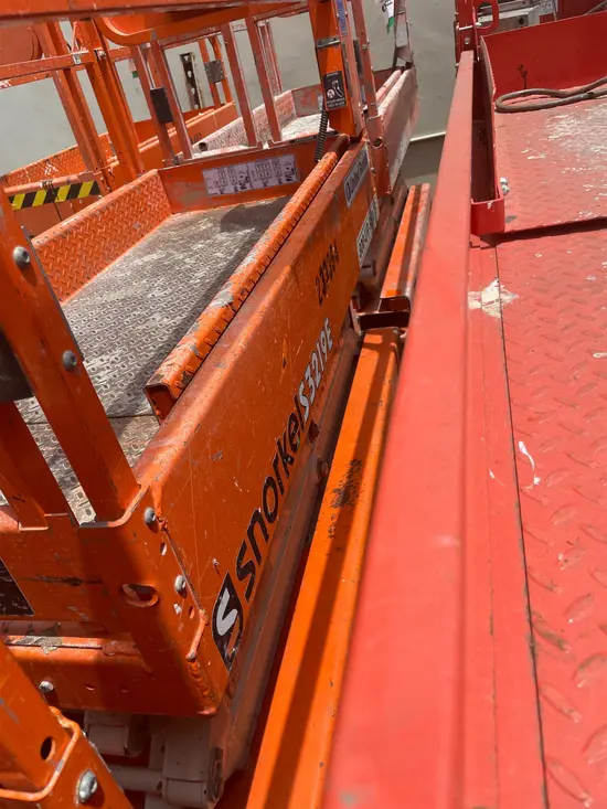 2019 Snorkel S3219E Scissor Lift