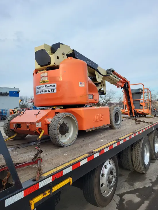 2014 JLG E400AJPN Articulating Boom Lift