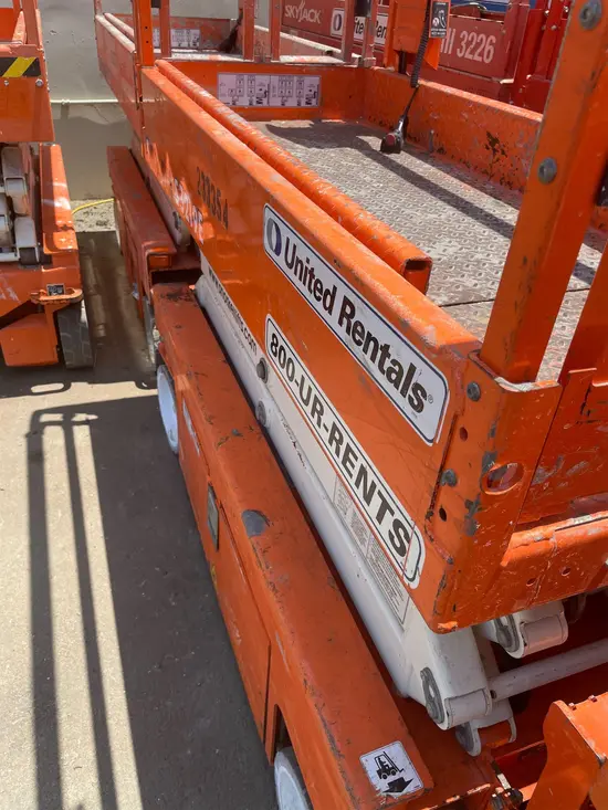 2019 Snorkel S3219E Scissor Lift