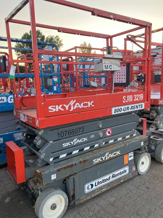 2018 Skyjack SJIII3219 Scissor Lift