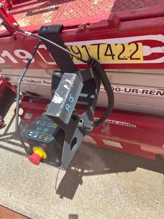 2019 MEC MICRO 19 Scissor Lift