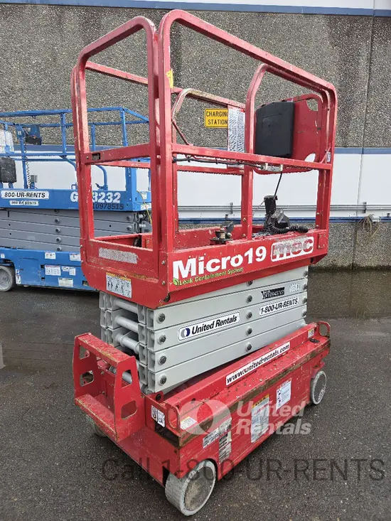 2019 MEC MICRO 19 Scissor Lift