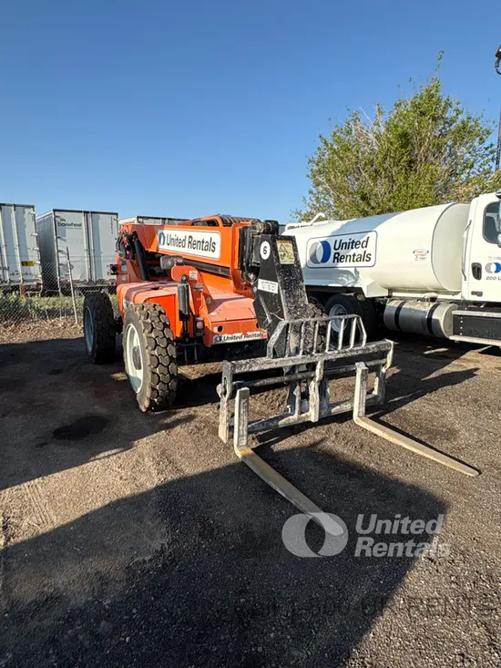 2018 SKYTRAK 6042 Forklift