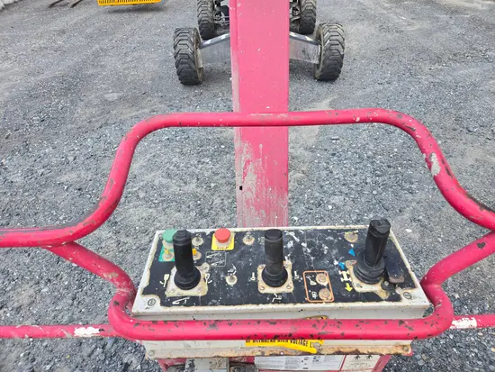 2016 MEC 60JD Articulating Boom Lift