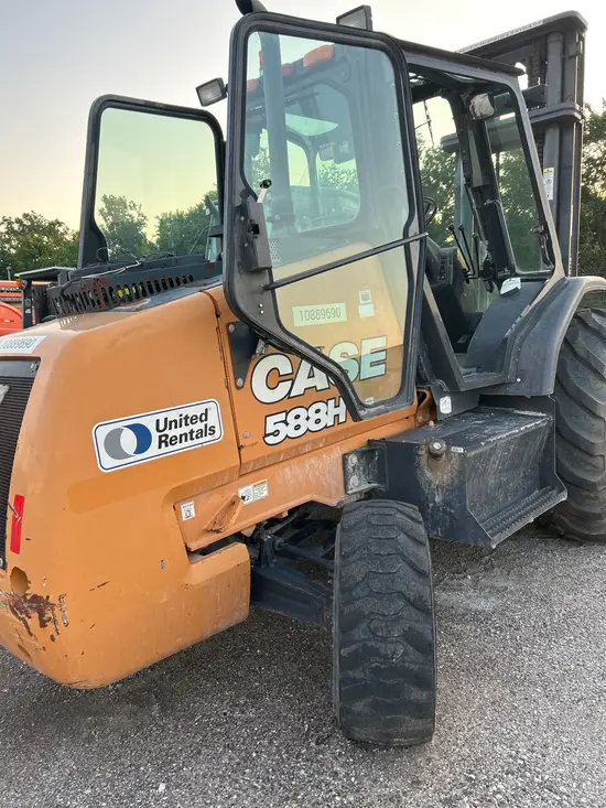 2019 Case 588H Forklift