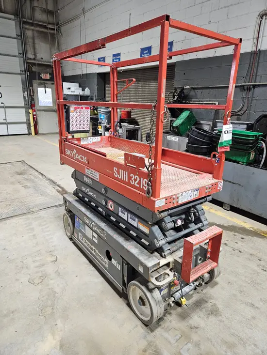 2018 Skyjack SJIII3219 Scissor Lift
