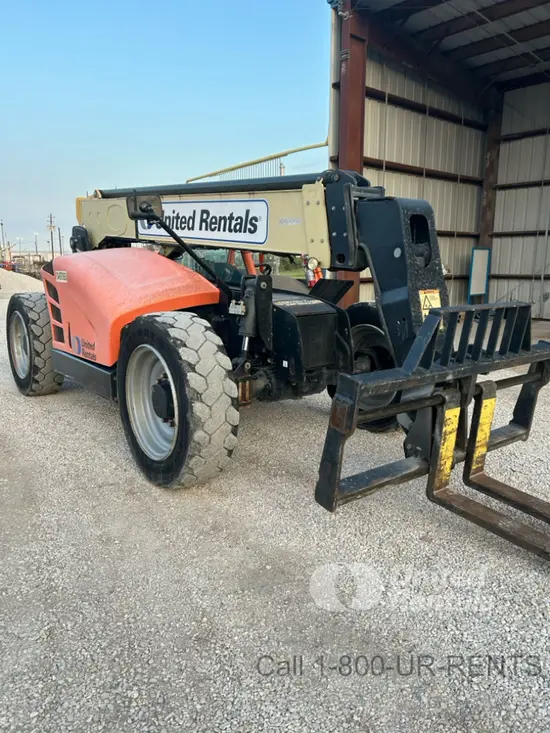 2016 JLG 642 Forklift